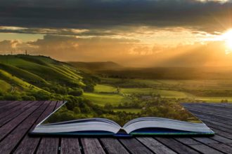 Resumo de "Como a Bíblia se Tornou Sagrada" por Michael Satlow: Uma Exploração Profunda da História e Significado da Bíblia