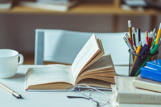 Resumo Expandido de "O Fim da Infância" por Arthur C. Clarke