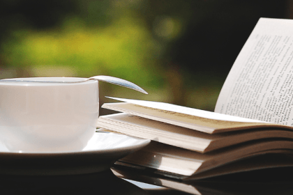 Resumo de "A Insustentável Leveza do Ser" por Milan Kundera