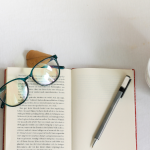 Resumo do livro "O Vento e o Sol" – Fábula atribuída a Esopo