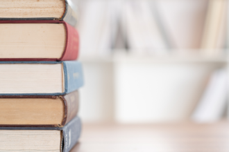 Resumo do livro "Cântico da Aurora" – Débora Lima Andrade
