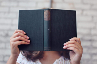 Resumo do livro “A Coruja e os Pássaros" – Esopo