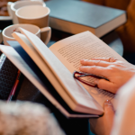 Resumo do livro “O Lenço no Túmulo” – Rute Salviano Almeida