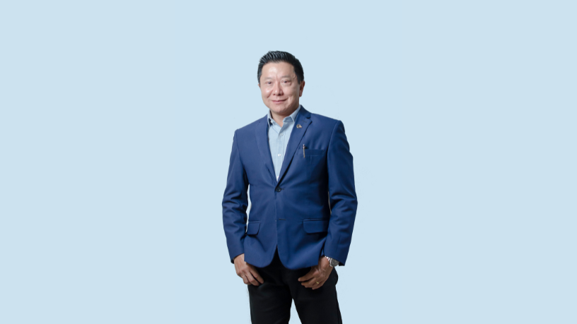 O Dr. Milton Seigi Hayashi destaca como a mentoplastia melhora a simetria e realça a beleza natural do rosto.
