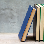 Resumo do livro O Homem que Caiu na Terra – Walter Tevis