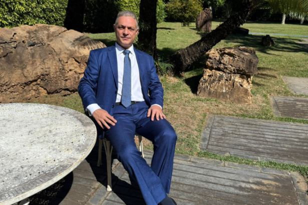 Leonardo Manzan destaca que a digitalização e a tokenização de ativos energéticos exigem novas diretrizes fiscais e regulatórias.