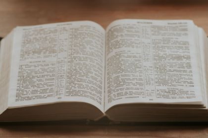 Resumo de O Deus que Desafia – Oswald Chambers