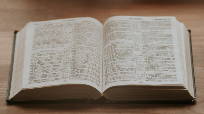 Resumo de O Deus que Desafia – Oswald Chambers