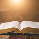 Resumo do A Insustentável Leveza do Ser – Milan Kundera