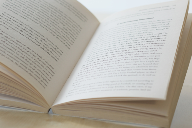 Resumo do PLC Programming for Industrial Automation – Kevin Collins