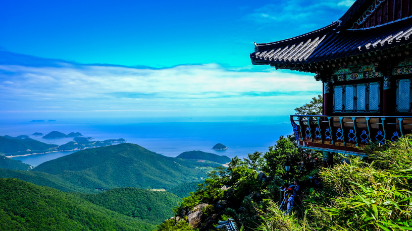 Alberto Toshio Murakami mostra como organizar documentos e finanças para uma viagem internacional sem imprevistos.